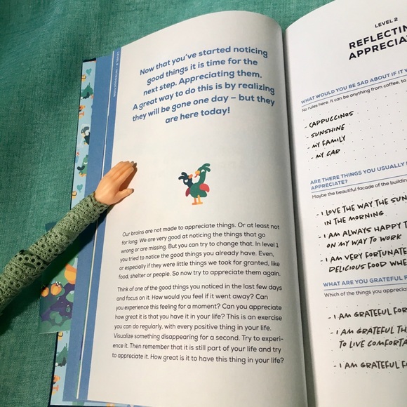 Kurzgesagt Gratitude Journal new - Picture 7 of 15